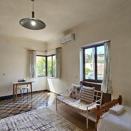 Angie'S Shared Villa Tam 티라나 외부 사진