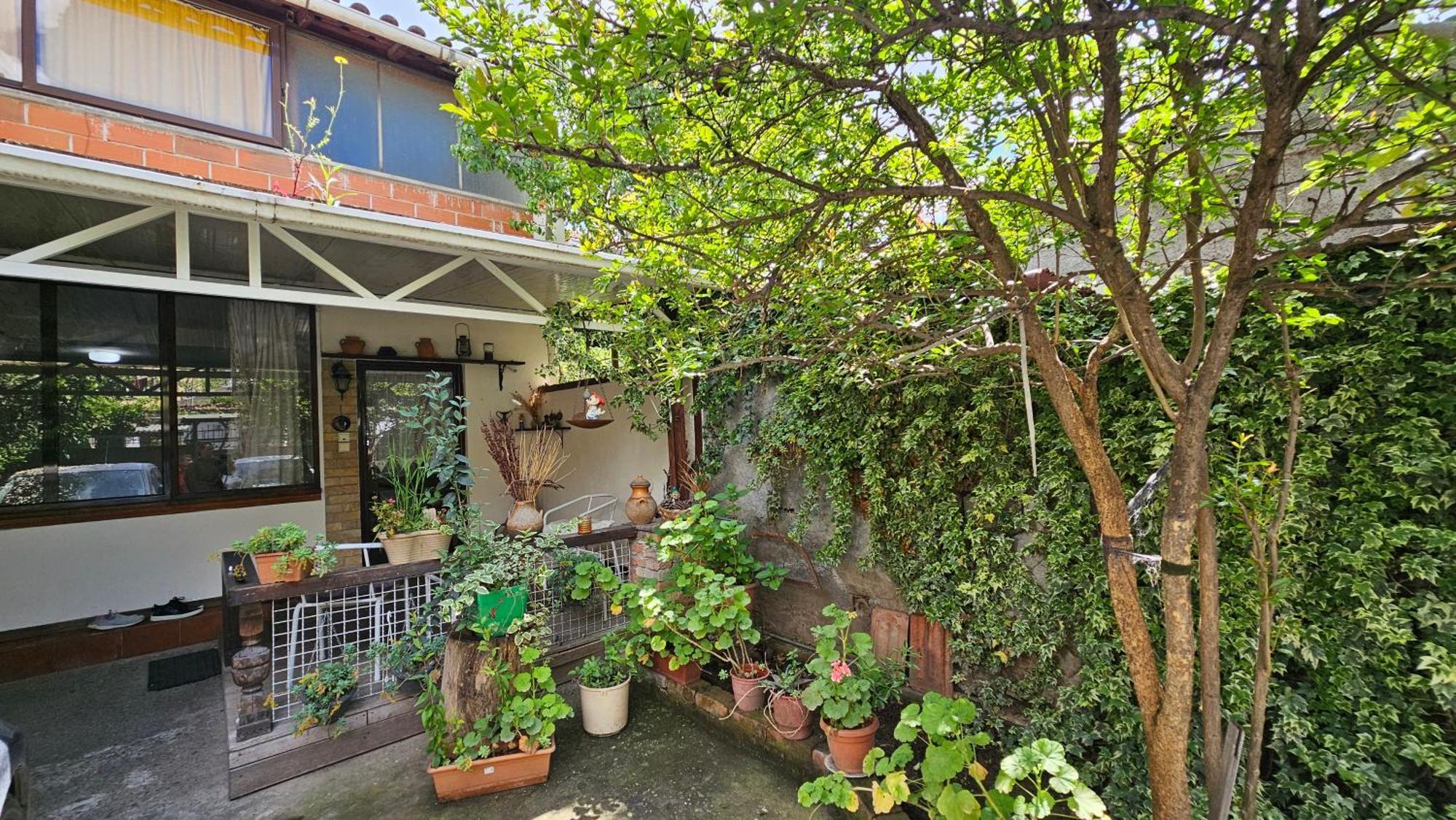 Angie'S Shared Villa Tam 티라나 외부 사진
